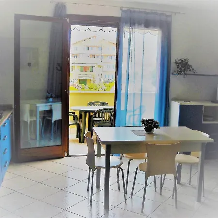 Villaggio Dei Fiori 4 Stars Luxury - Great Family - Pet Friendly - With Hypermarket - Delivery Restaurant-pizzeria - Breakfast With Supplement - Ultra Fast Wi-fi - Play Area For Children - Olympic Swimming Pool - Parking 4* Caorle