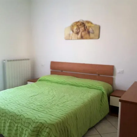 Villaggio Dei Fiori Extra Luxury 4 Stars - Great Family - Petz Friendly - With Hypermarket - Delivery Restaurant-pizzeria - Breakfast With Supplement - Ultra Fast Wi-fi - Parking Adjacent To The - With Mechanical Wor 4* 卡奥莱