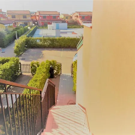 Villaggio Dei Fiori Extra Luxury 4 Stars - Great Family - Petz Friendly - With Hypermarket - Delivery Restaurant-pizzeria - Breakfast With Supplement - Ultra Fast Wi-fi - Parking Adjacent To The - With Mechanical Wor 卡奥莱