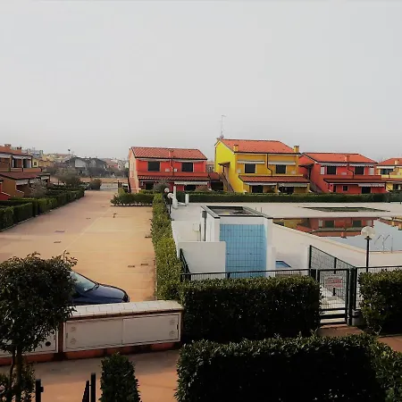 Villaggio Dei Fiori Extra Luxury 4 Stars - Great Family - Petz Friendly - With Hypermarket - Delivery Restaurant-pizzeria - Breakfast With Supplement - Ultra Fast Wi-fi - Parking Adjacent To The - With Mechanical Wor Apart-hotel 4*
