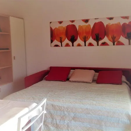 Villaggio Dei Fiori Extra Luxury 4 Stars - Great Family - Petz Friendly - With Hypermarket - Delivery Restaurant-pizzeria - Breakfast With Supplement - Ultra Fast Wi-fi - Parking Adjacent To The - With Mechanical Wor Apart-hotel