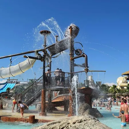 Apart-hotel Villaggio Dei Fiori Extra Luxury 4 Stars - Great Family - Petz Friendly - With Hypermarket - Delivery Restaurant-pizzeria - Breakfast With Supplement - Ultra Fast Wi-fi - Parking Adjacent To The - With Mechanical Wor