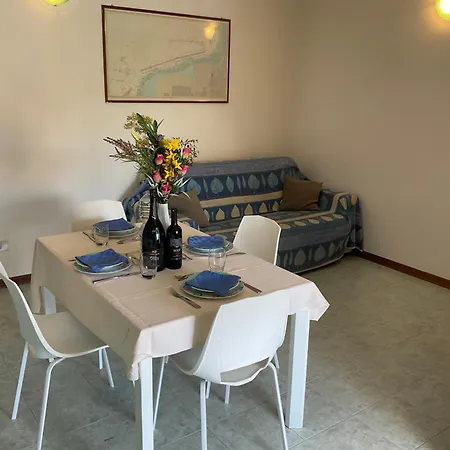 Villaggio Dei Fiori Extra Luxury 4 Stars - Great Family - Petz Friendly - With Hypermarket - Delivery Restaurant-pizzeria - Breakfast With Supplement - Ultra Fast Wi-fi - Parking Adjacent To The - With Mechanical Wor 4*