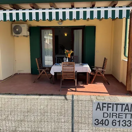 Villaggio Dei Fiori Extra Luxury 4 Stars - Great Family - Petz Friendly - With Hypermarket - Delivery Restaurant-pizzeria - Breakfast With Supplement - Ultra Fast Wi-fi - Parking Adjacent To The - With Mechanical Wor Apart-hotel 4*