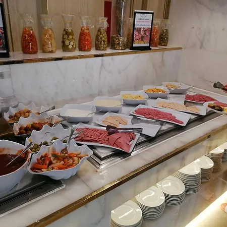 Villaggio Dei Fiori Extra Luxury 4 Stars - Great Family - Petz Friendly - With Hypermarket - Delivery Restaurant-pizzeria - Breakfast With Supplement - Ultra Fast Wi-fi - Parking Adjacent To The - With Mechanical Wor Caorle