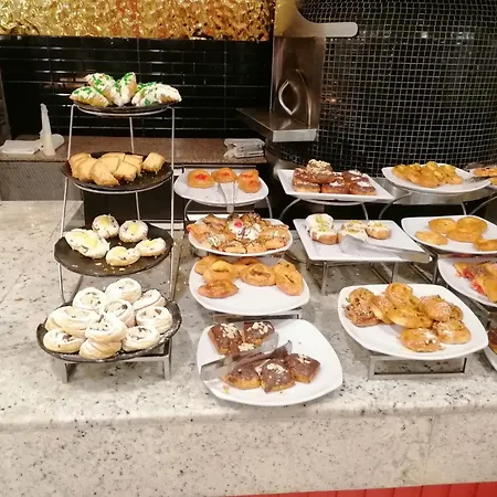 Villaggio Dei Fiori Extra Luxury 4 Stars - Great Family - Petz Friendly - With Hypermarket - Delivery Restaurant-pizzeria - Breakfast With Supplement - Ultra Fast Wi-fi - Parking Adjacent To The - With Mechanical Wor Apart-hotel 4*